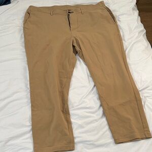 Men's Tan Pants Public Rec